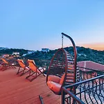 Hill House Adult Only 4*