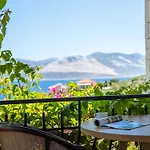 Hill House Adult Only 4* كاس