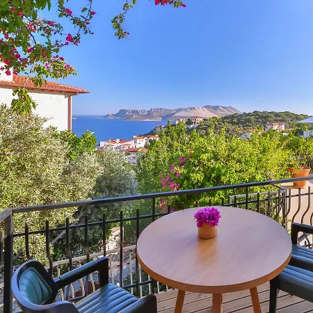 Hill House Adult Only Kas