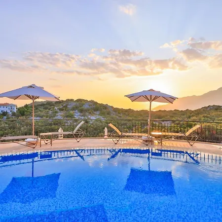 Otel Hill House Adult Only