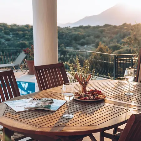 Hill House Adult Only Ξενοδοχείο 4*