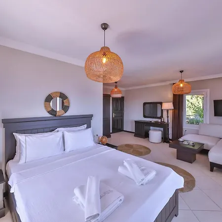 Hill House Adult Only Kaş