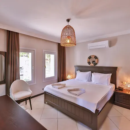 Hill House Adult Only Otel