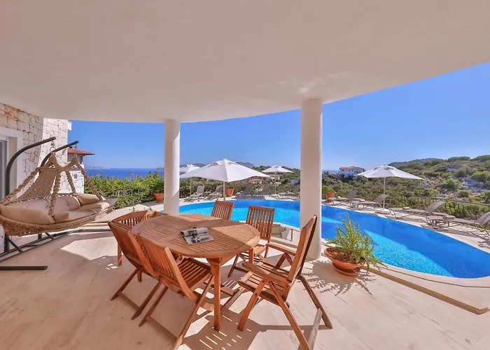 Hill House Adult Only Hotel 4*