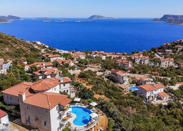 Hill House Adult Only 4*